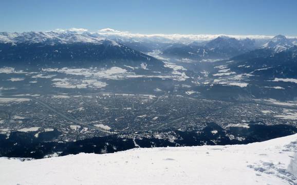 Größter Höhenunterschied in der Region Innsbruck – Skigebiet Nordkette – Innsbruck Größter Höhenunterschied in der Region Innsbruck – Skigebiet Nordkette – Innsbruck